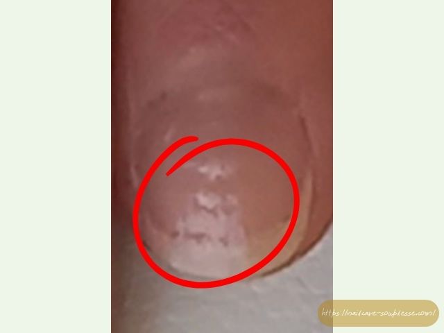 ネイルケア　美容　甘皮処理　心身の健康